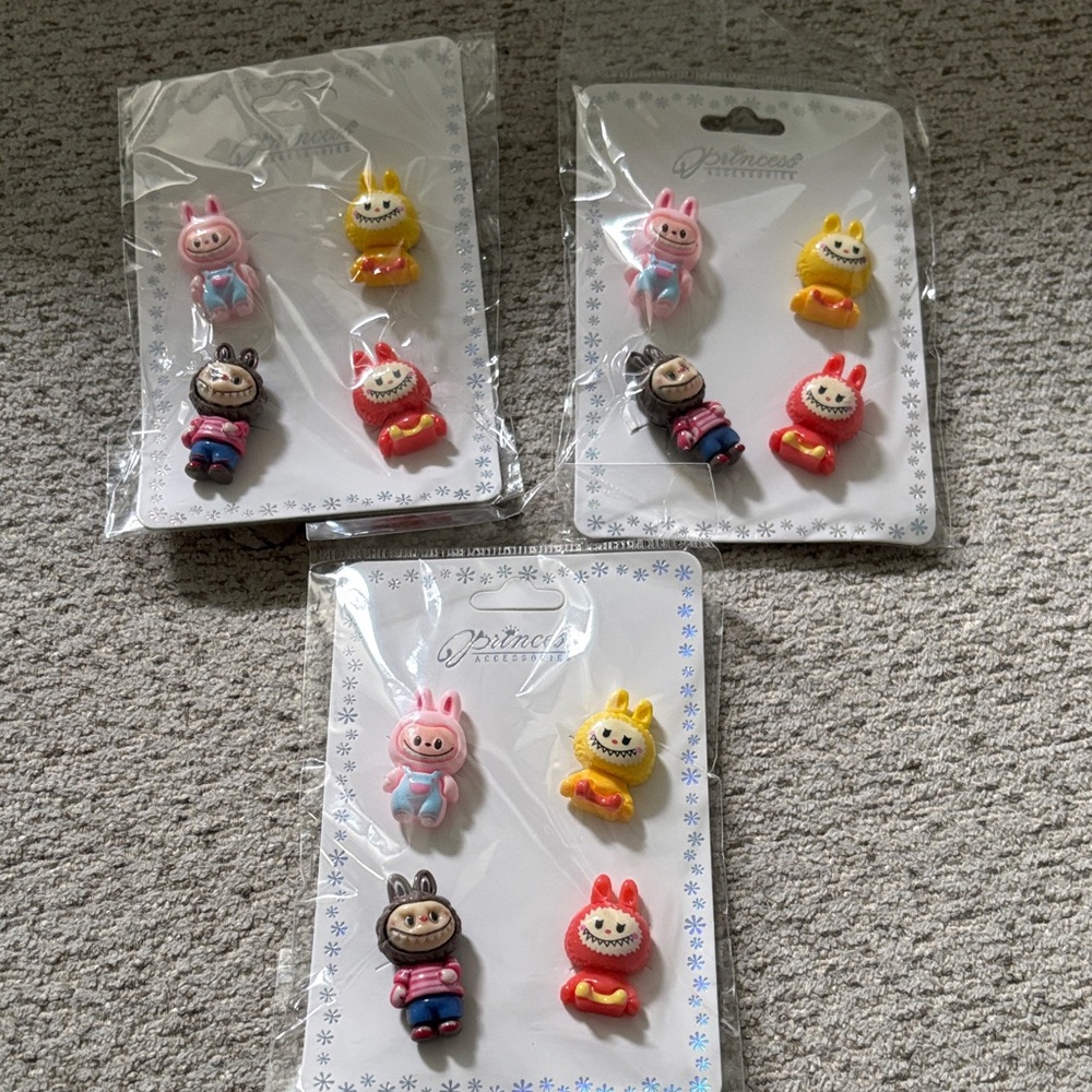 Crochet shoe charms